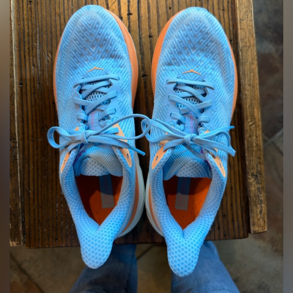 HOKA - 9-1/2M. Gently used. Worn 3-4 times.